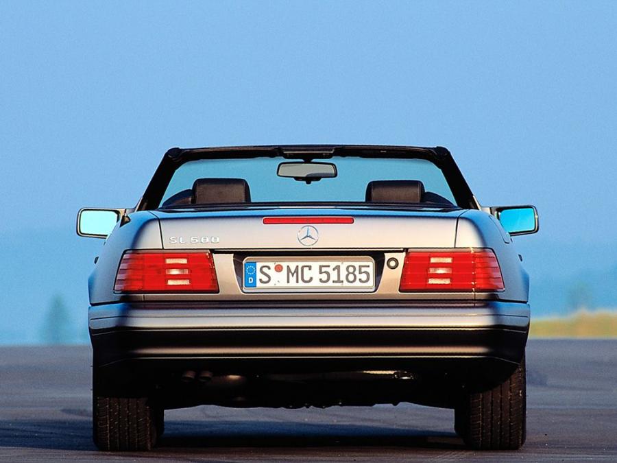  Mercedes-Benz SL500 1993 года  (фото 14 из 15)